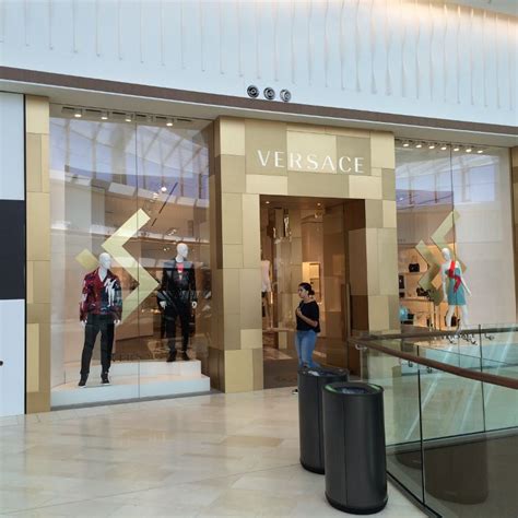 versace san juan photos